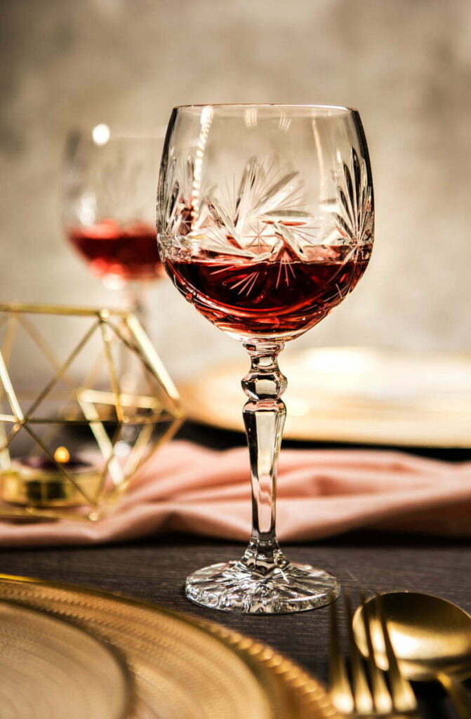 Wysokiej jakości kieliszki kryształowe